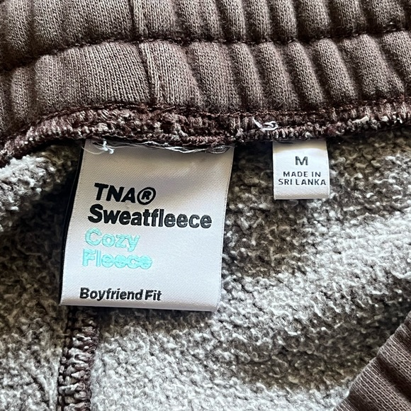 TNA Boyfriend Sweatpants - Picture 4 of 5